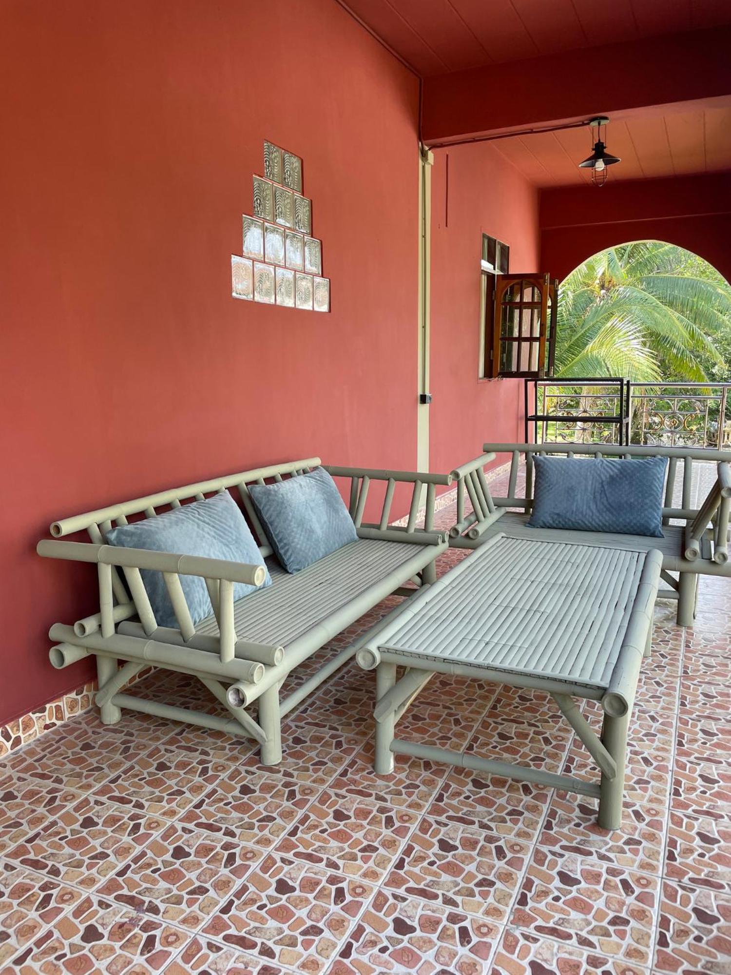 Mythai Guesthouse Chaloklum Exterior foto